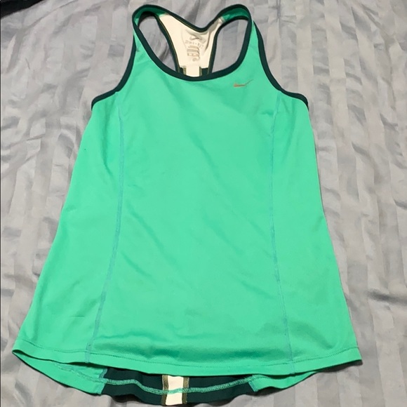Nike Dri fit tanks - Picture 2 of 10